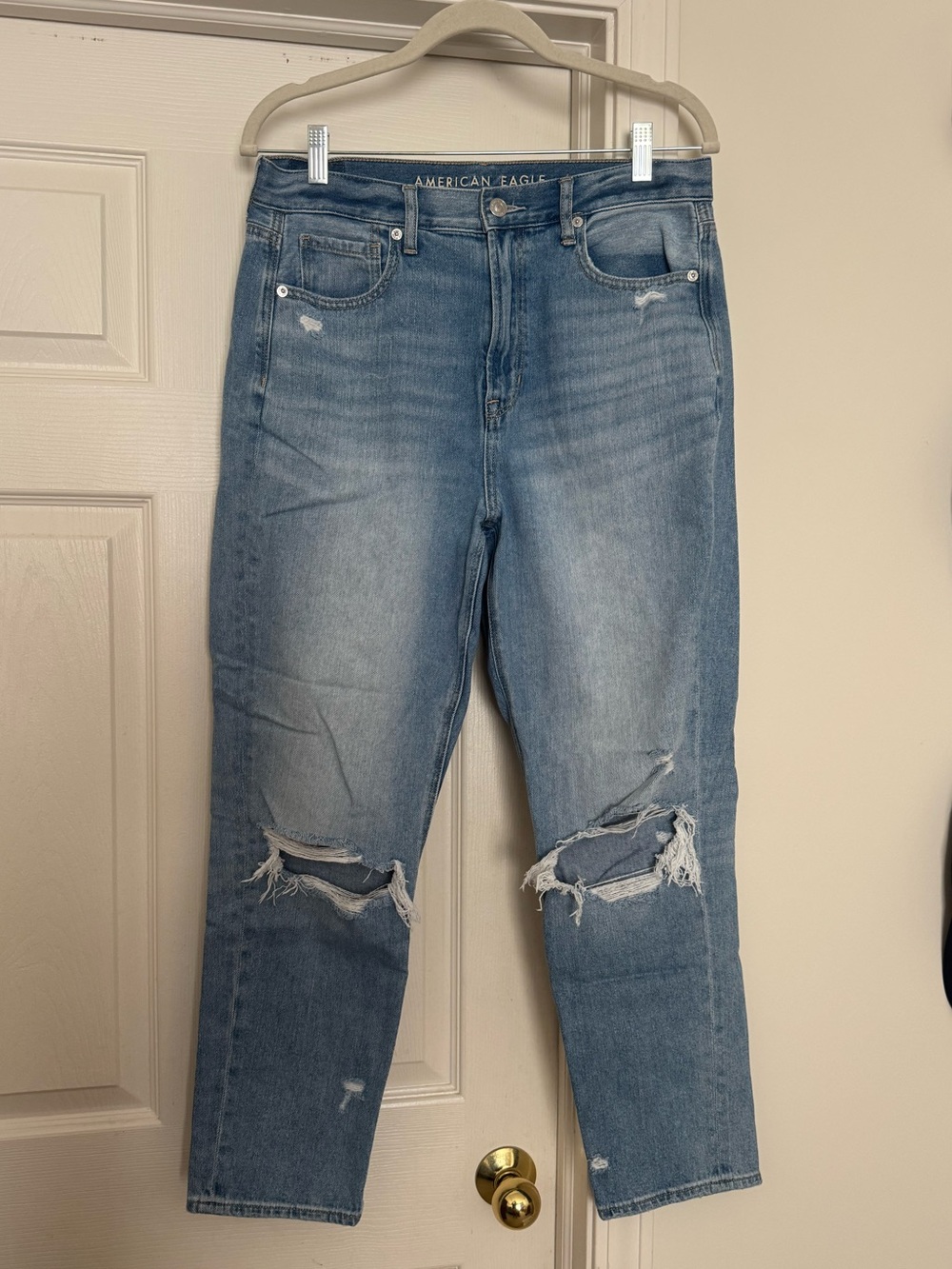 American Eagle Mom Jean